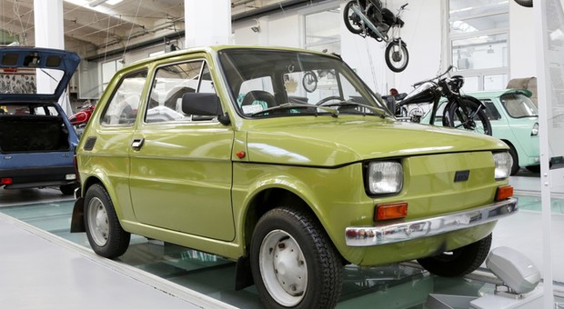 Fiat 126p — to już 47 lat od rozpoczęcia produkcji popularnego Malucha w fabryce w Tychach