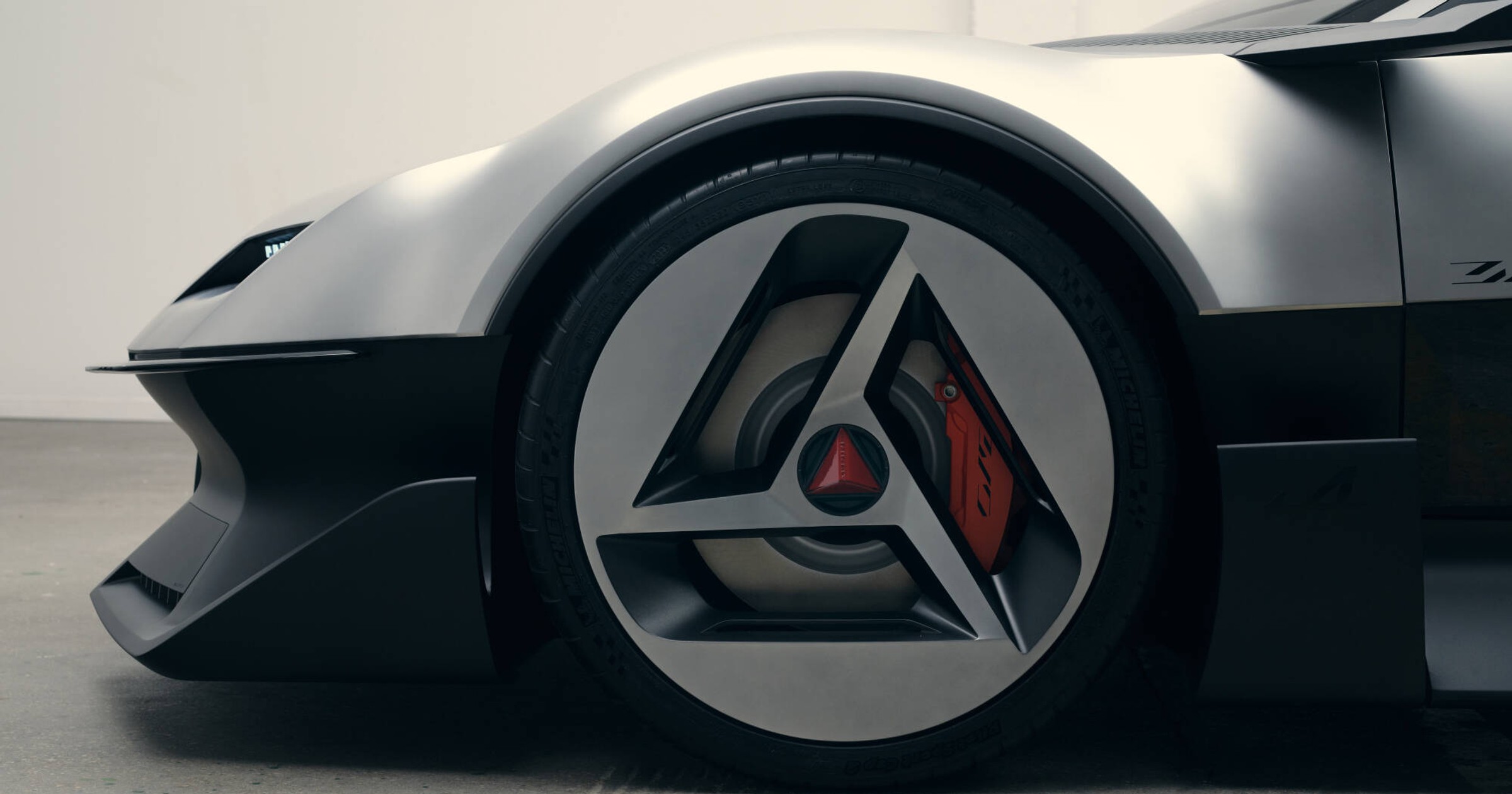 Alpine A310 Vision pokazane na targach samochodowych w Paryżu