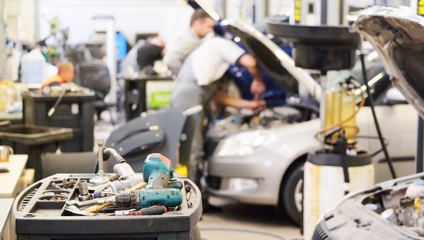 Zapytałem mechanika z ASO, co psuje nowe auta. Odpowiedział krótko i dał kilka rad, jak uniknąć problemów