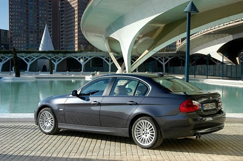 BMW serii 3 w salonach