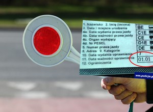24-letni kierowca stanie przed sądem. Powód? Złamał kod 01.01