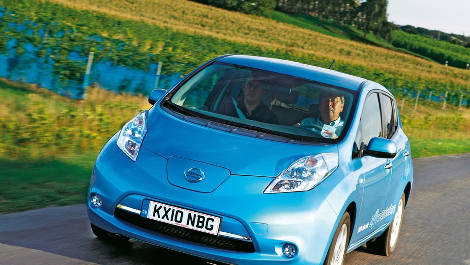 Leaf: Nissan pod napięciem