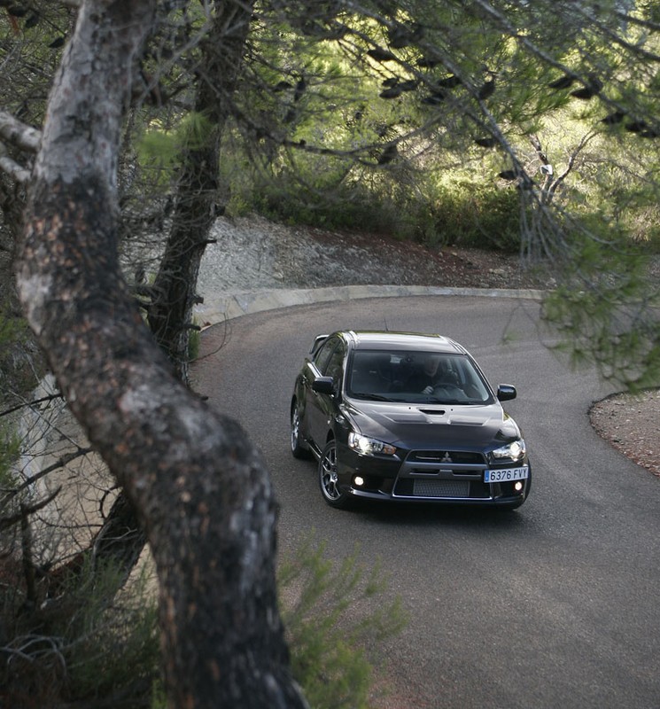 Mitsubishi: nowy Lancer Evolution MR TC - SST już w salonach w Polsce