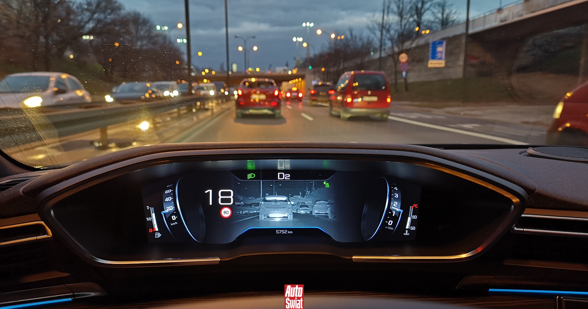 Co powoduje szarpanie silnika? Lepiej od razu usuwać przyczynę, żeby nie zniszczyć silnika