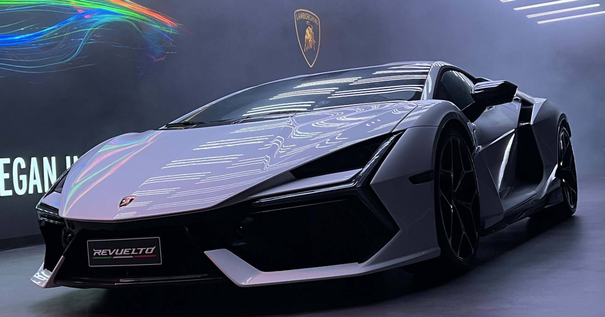 Lamborghini Revuelto