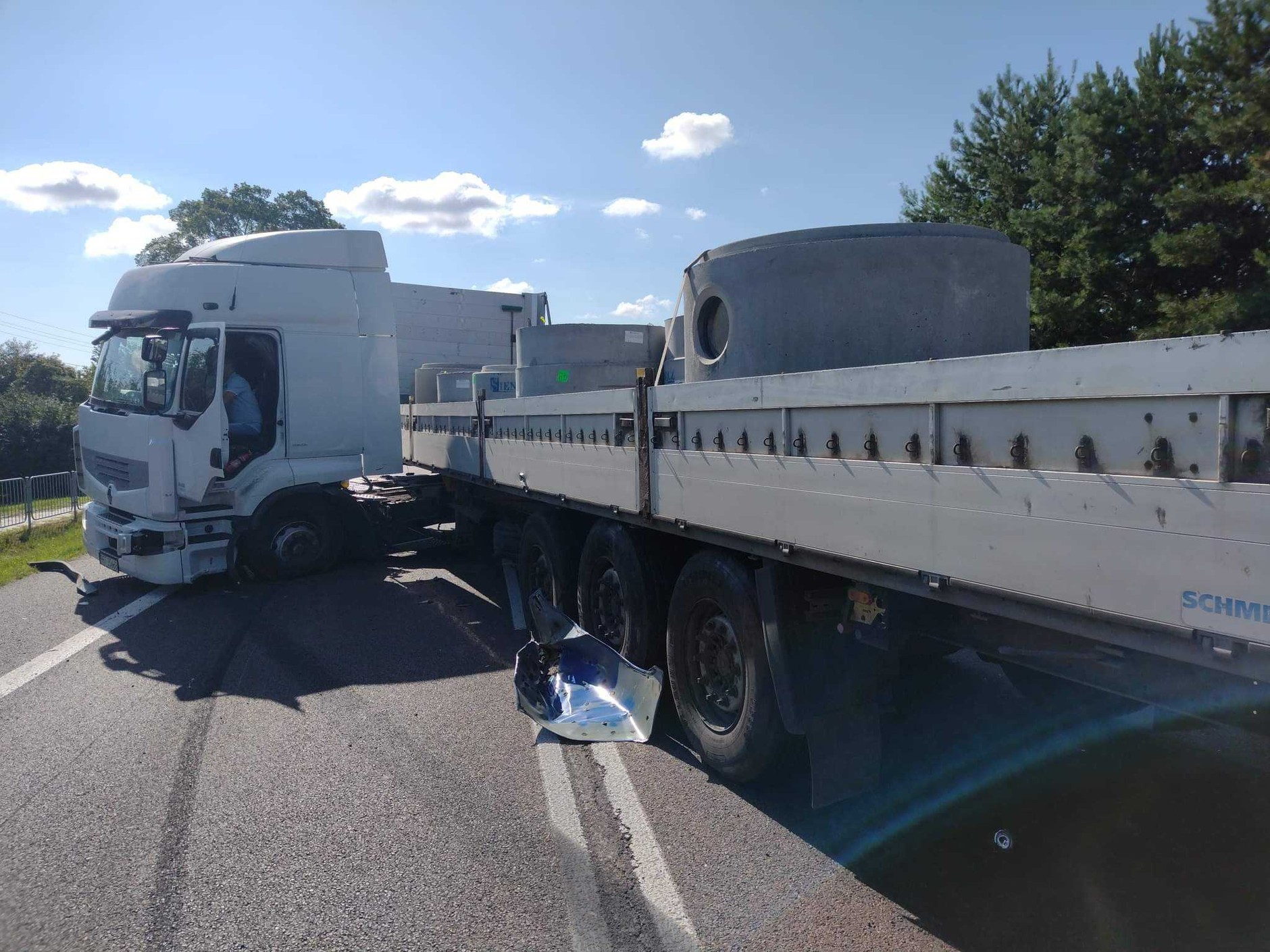 Wjechał wprost pod TIR-a w Fajsławicach