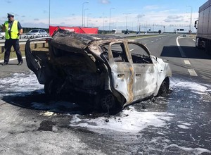 Auto spłonęło po wypadku na drodze S8. Zginęła kobieta