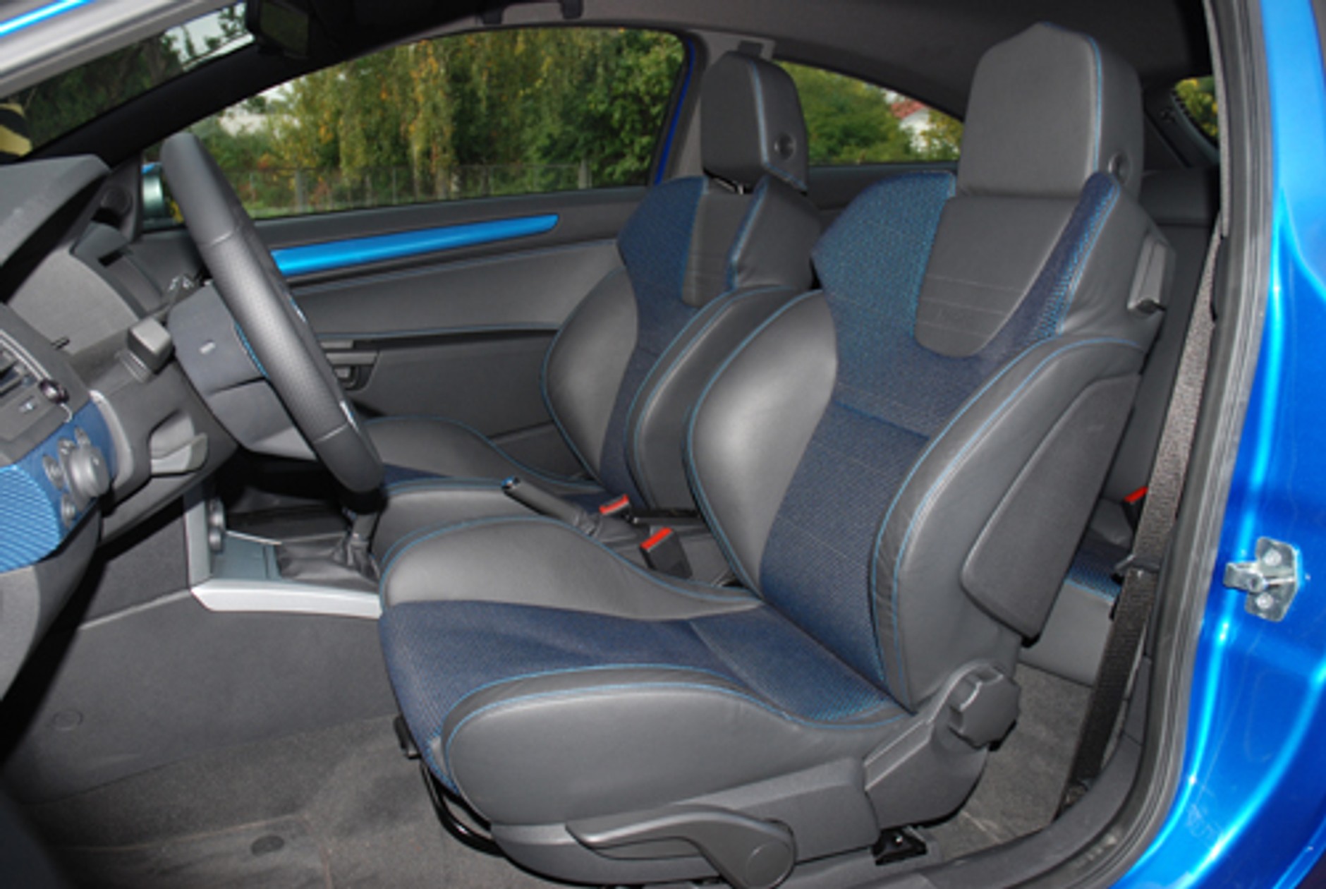 Opel Astra OPC - Wodzi na pokuszenie