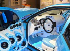 Car Audio: Multimedia w czasach kryzysu