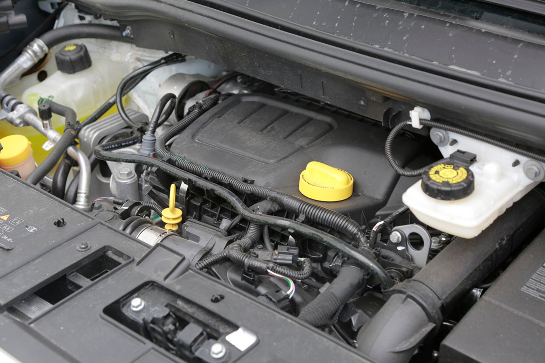 Renault Grand Scenic 1.6 dCi: Dynamiczny i oszczędny van | Test i Opinie