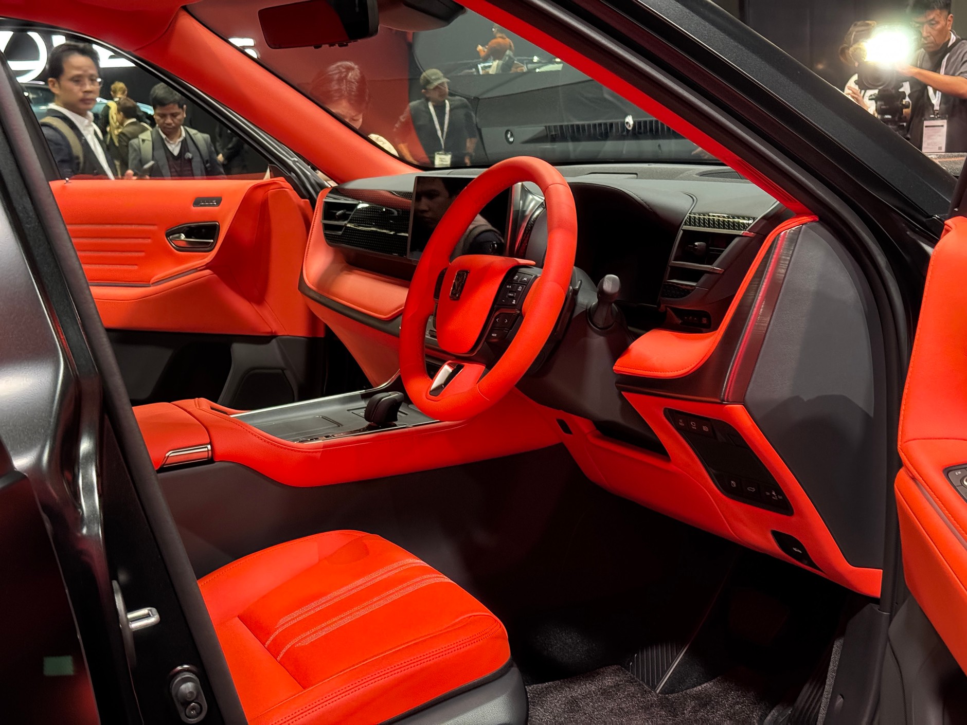 Century w wersji SUV