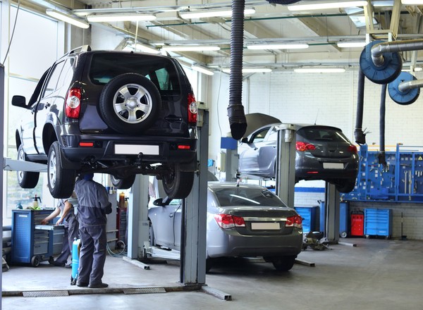 Mechanicy szczerze o markach. Które naprawiają chętnie, a które są utrapieniem?