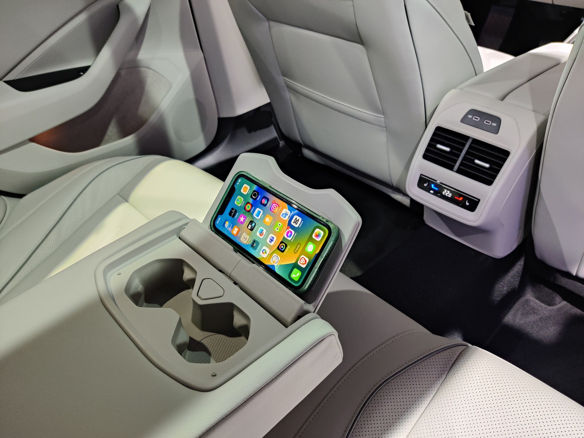 2024 Volkswagen Passat B9