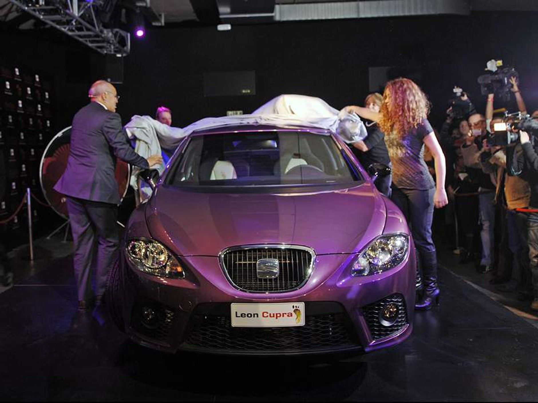 Seat Leon Pies Descalzos z podpisem Shakiry