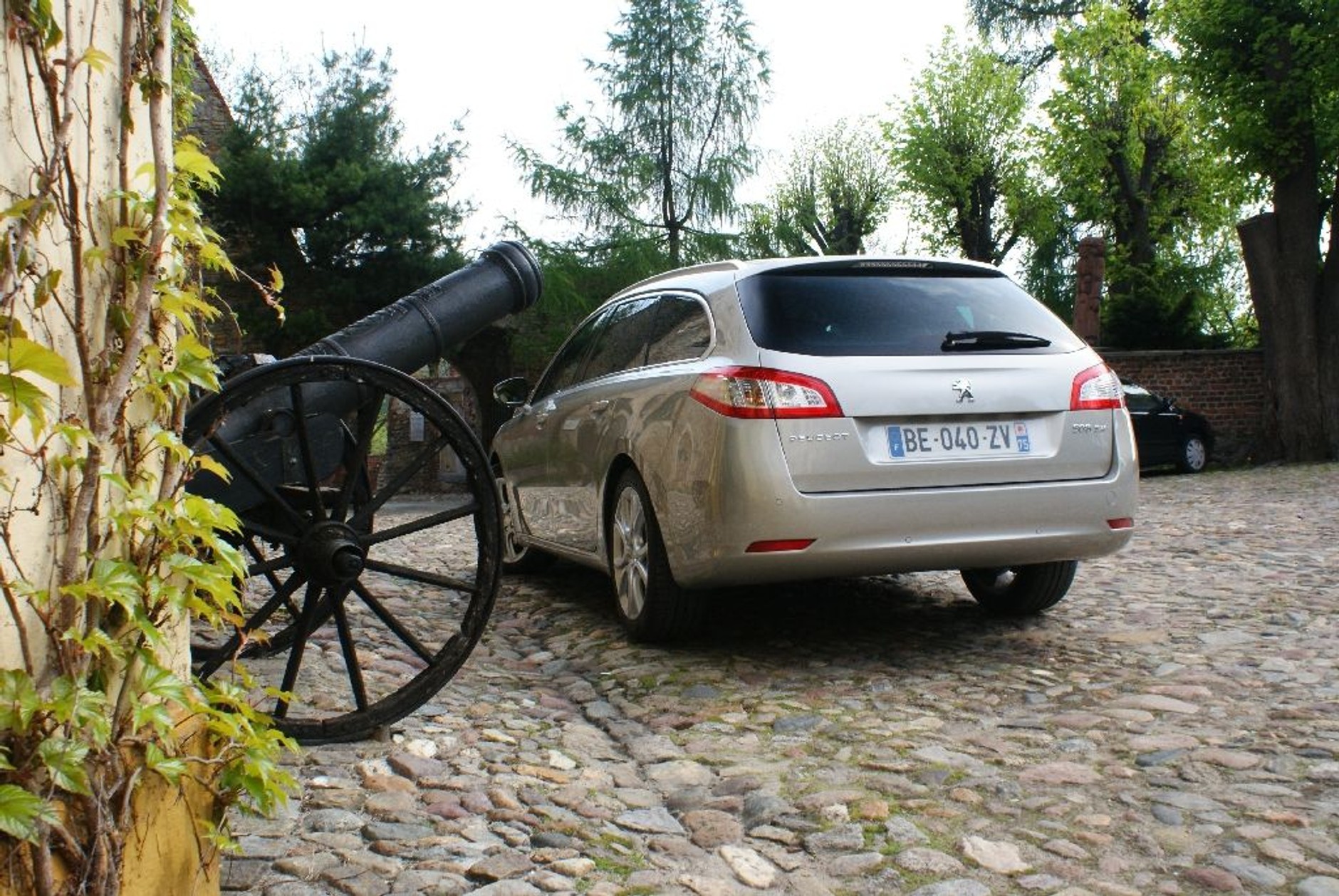 Peugeot 508 1.6 THP: lew rusza na polowanie