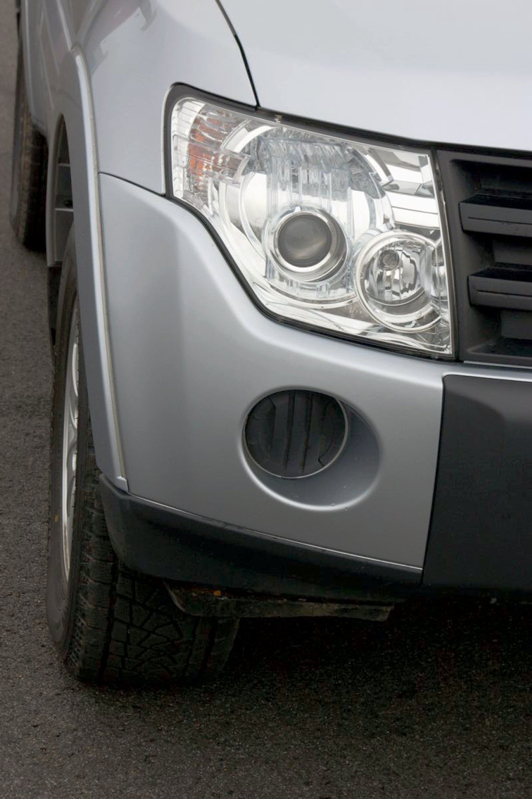 Mitsubishi Pajero 3.2 DI-D SWB – zwinna jaszczurka