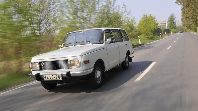 Turystyczna kombinacja - Wartburg 353 Tourist