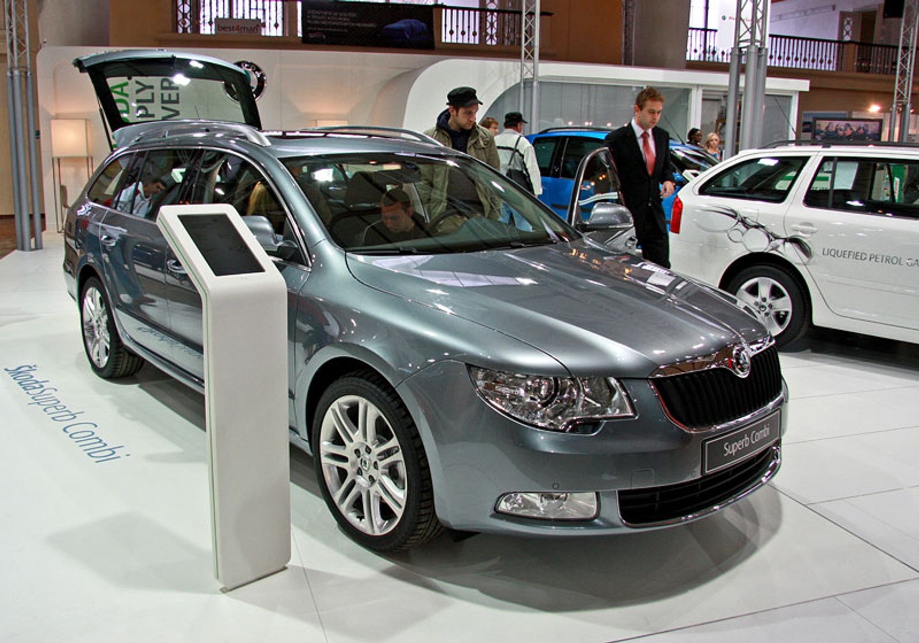 Autoshow Praha 2009: chińskie premiery (fotogaleria)