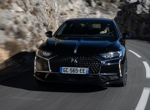 DS 9 E-Tense z hybrydami plug-in - prestiżowo i ekologicznie