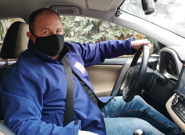 Obostrzenia dla kierowców i podróżnych