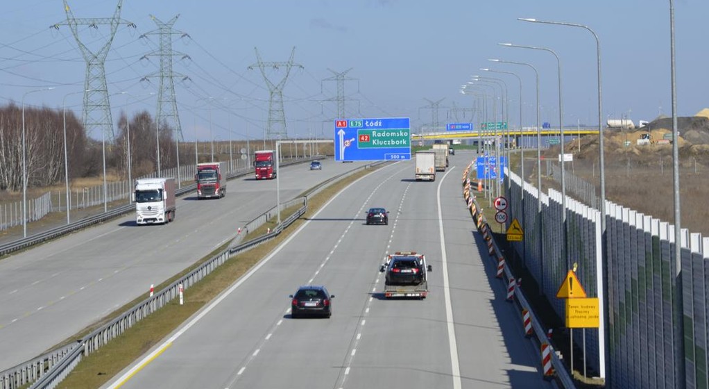Dzisiaj kierowcy mogą korzystać z 4631,5 km dróg szybkiego ruchu, w tym 1753,6 km autostrad