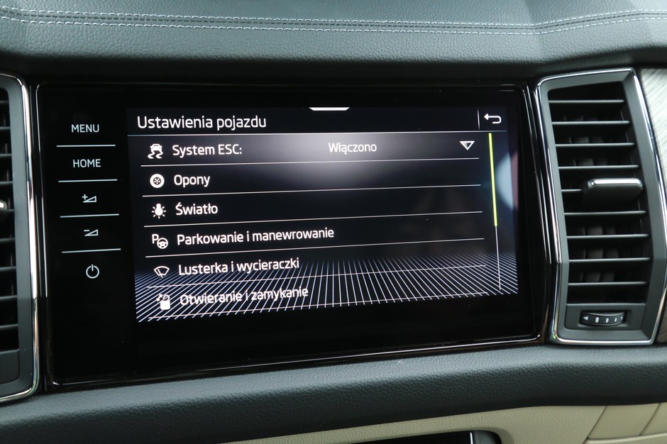 Skoda Kodiaq 1.5 TSI DSG 2021 I generacja po FL