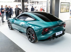 MG odsłoniło w Goodwood szokującego Cyber GTS-a. Czy to będzie powrót do korzeni?