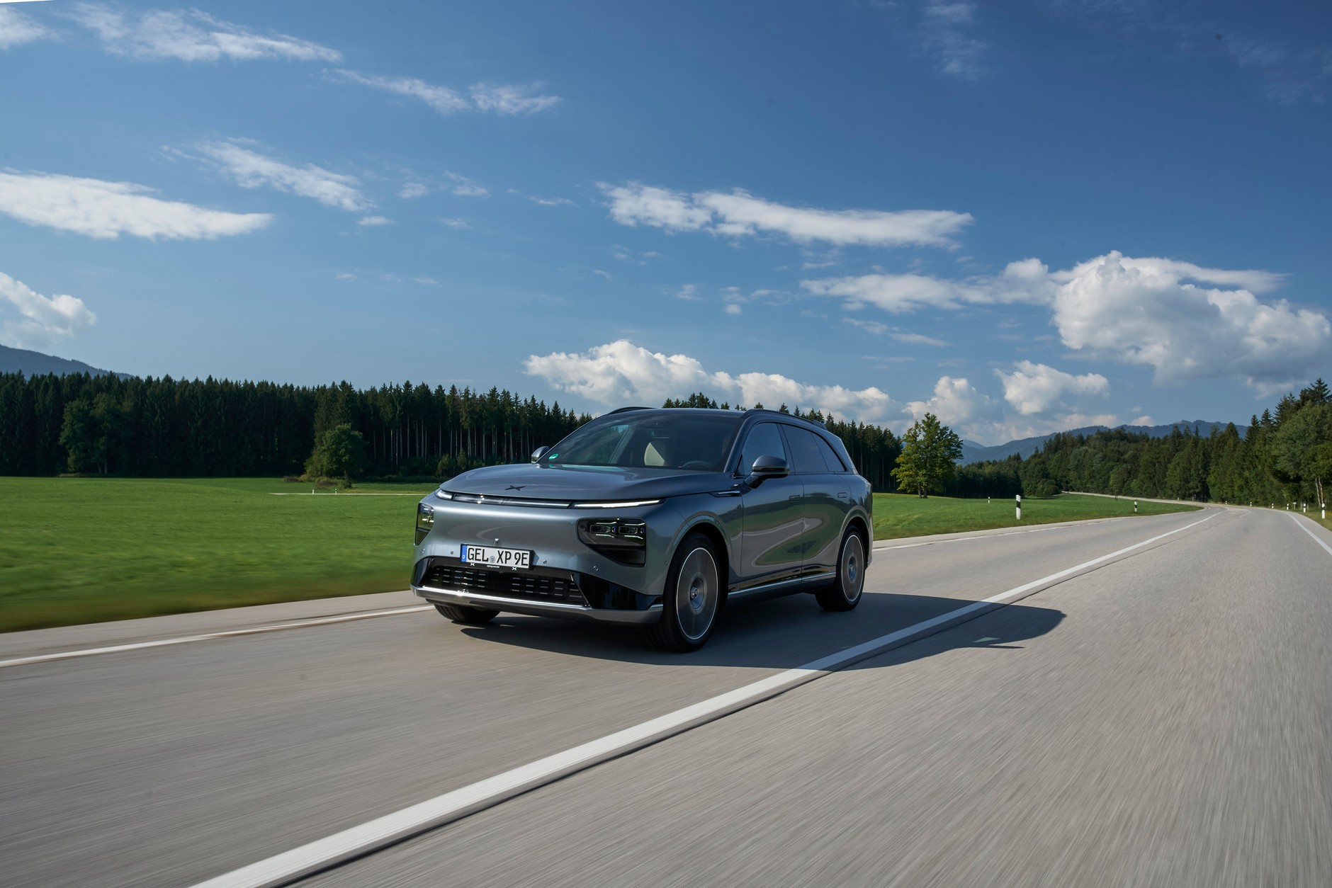 XPENG G9