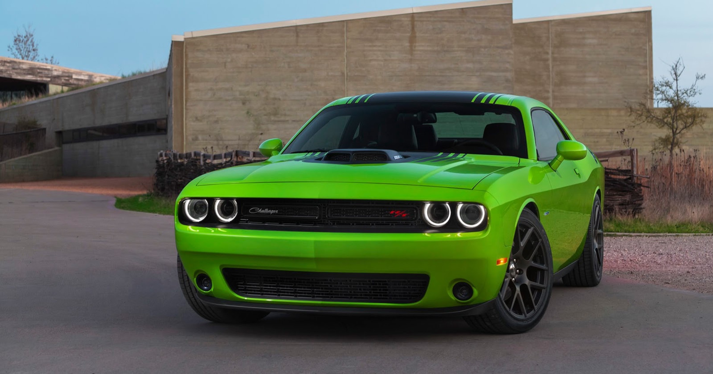 Dogde Challenger 2015