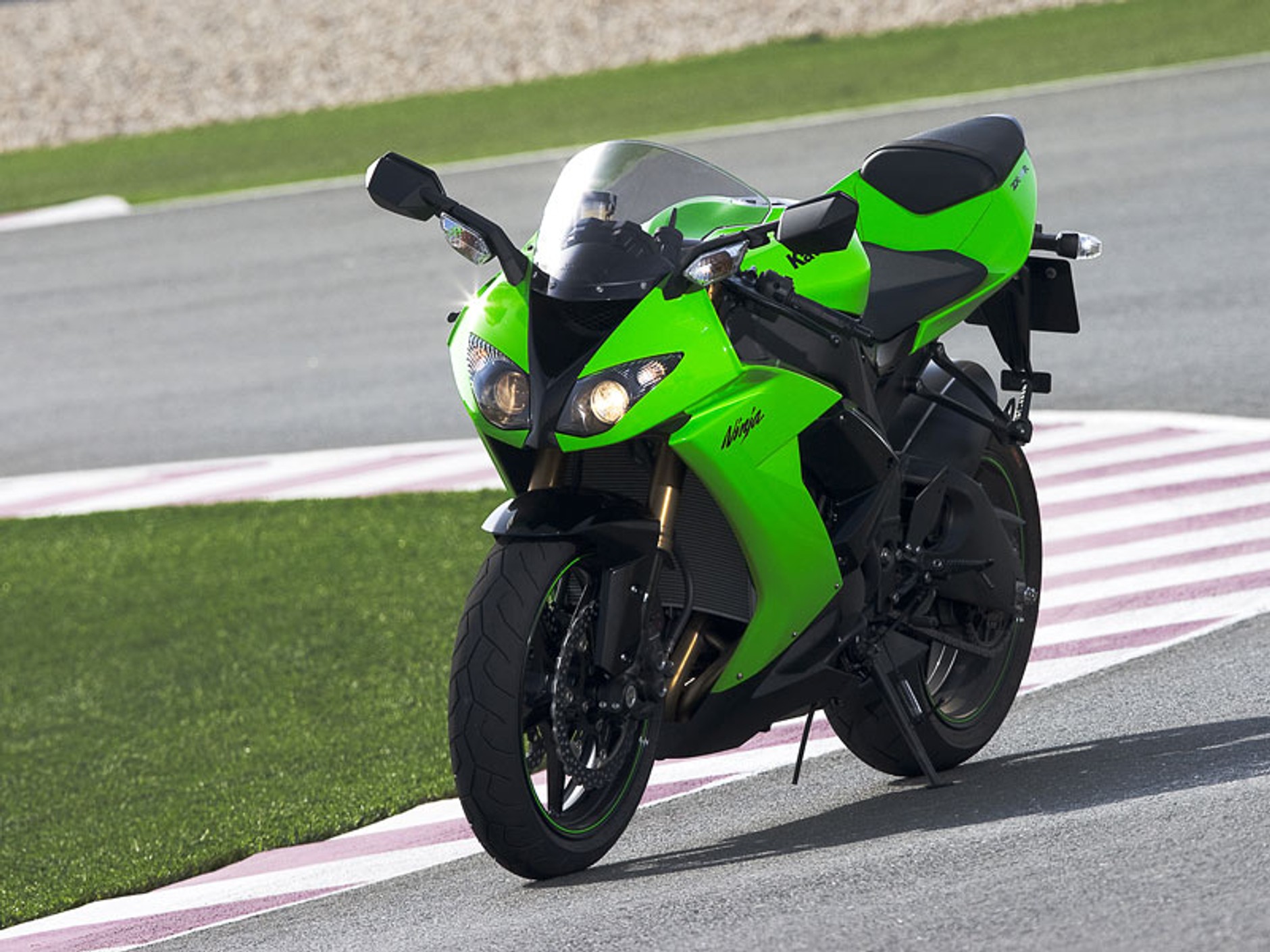Kawasaki ZX-10R Ninja 2008 – „tylko” 200 koni (+ wideo)