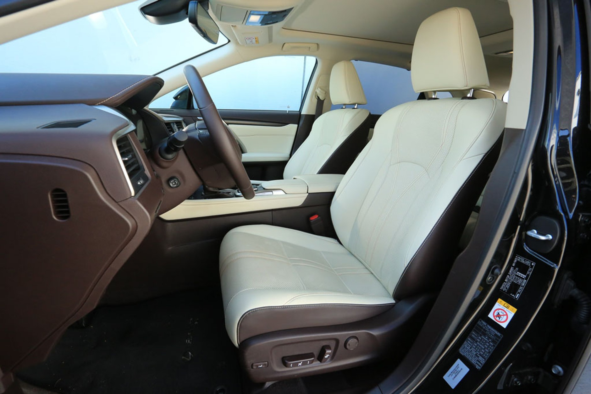 Lexus RX 450h - SUV dla fanów hybryd