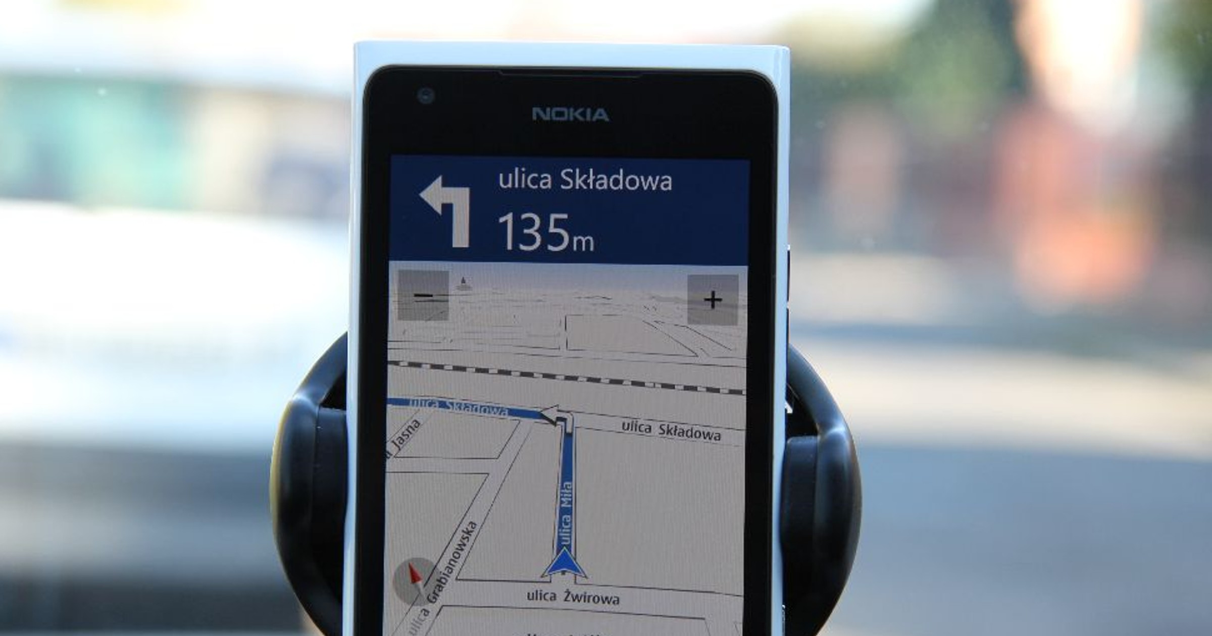 Darmowa nawigacja zostaje. Ale nie wszędzie i zależnie od telefonu