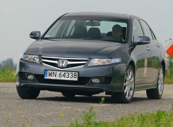 Używana Honda Accord – nadal warto ją kupić!