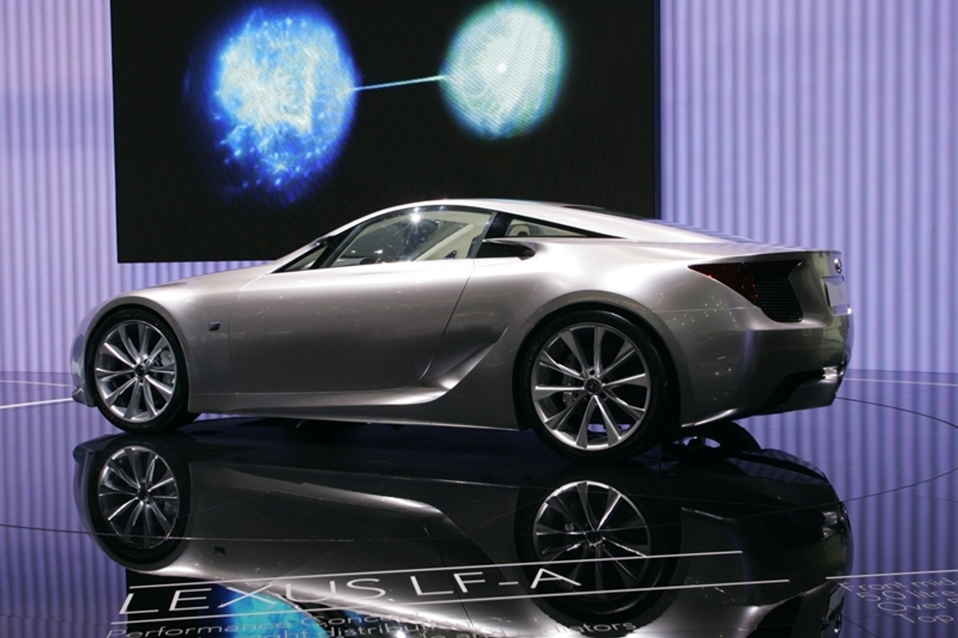 Lexus LF-A – od prototypów do wersji seryjnej