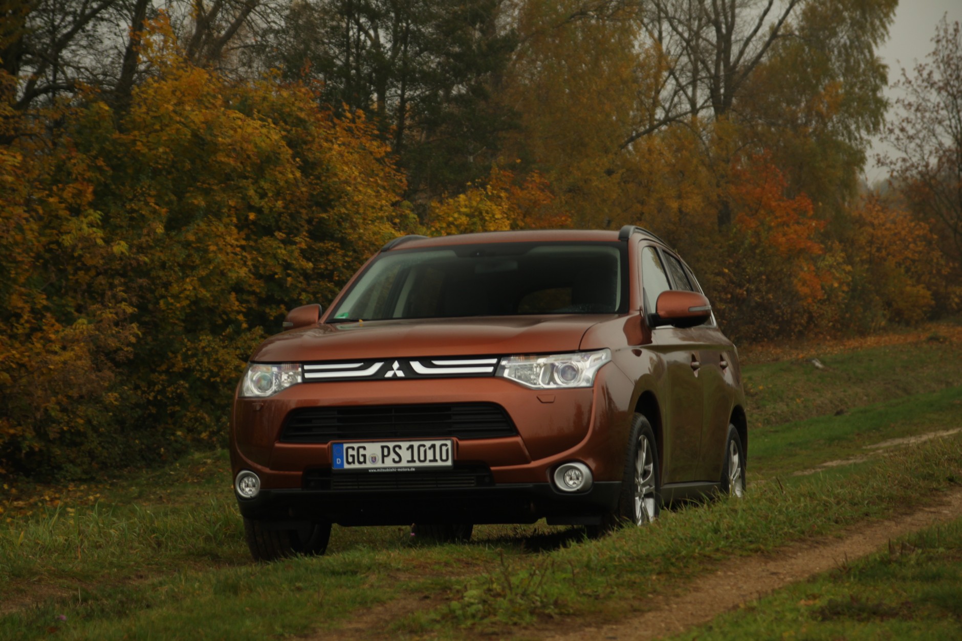 Mitsubishi Outlander (polska premiera)