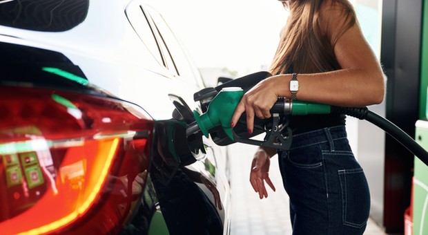 Od dzisiaj nowe ceny paliw. Wiemy, ile zapłacimy za benzynę, olej napędowy i LPG