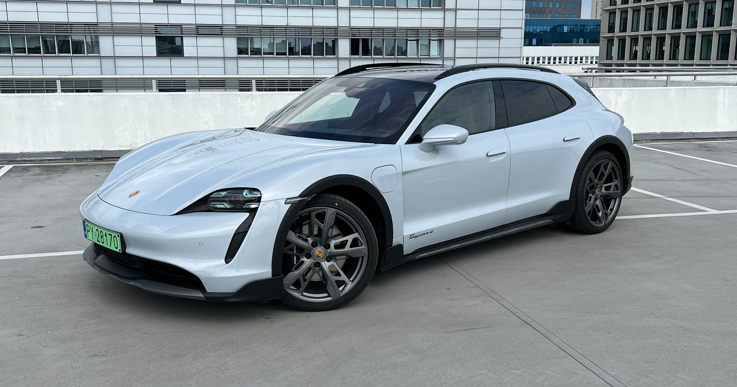 Porsche Taycan 4 Cross Turismo 2023