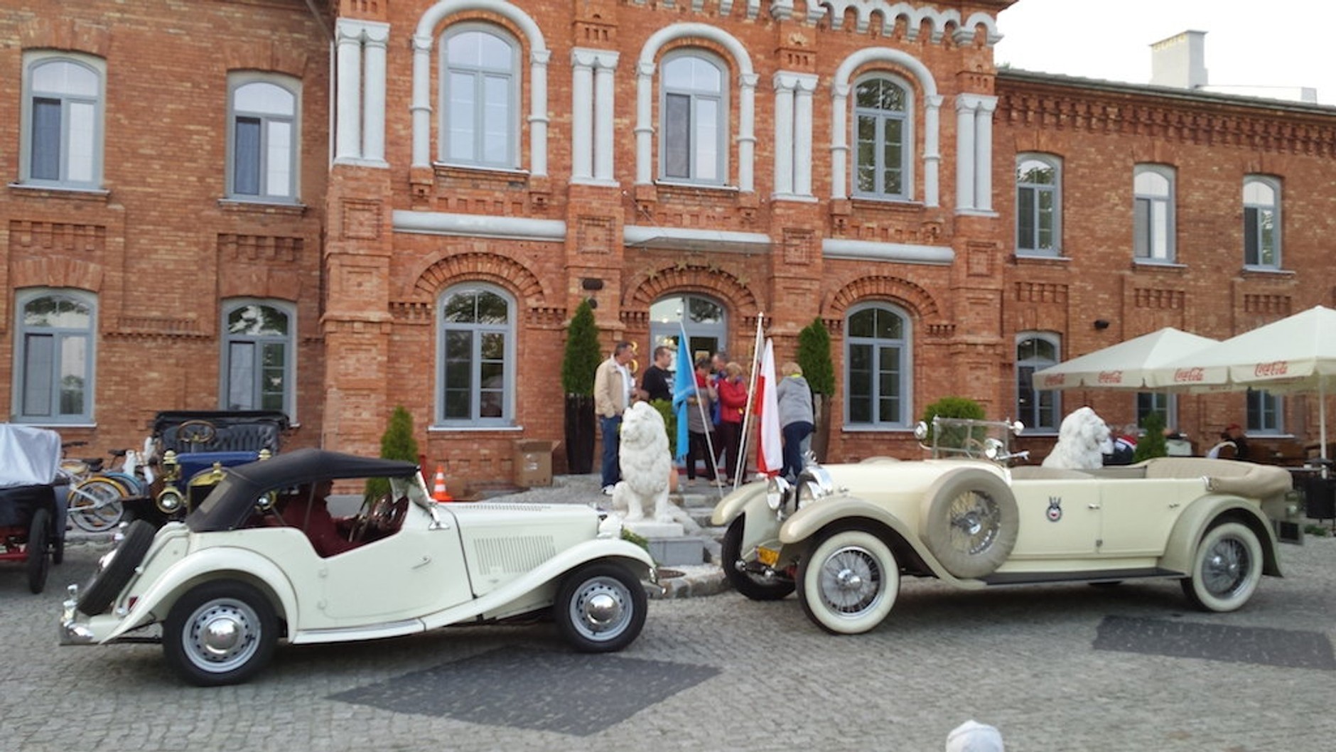 Rajd oldtimerów w Nowym Dworze