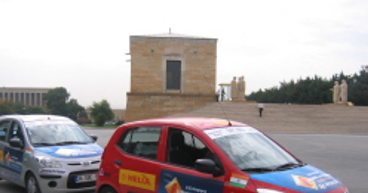 Paryż 2008: wielkie wyzwanie Hyundaia i10 - 10 000 km, 10 krajów