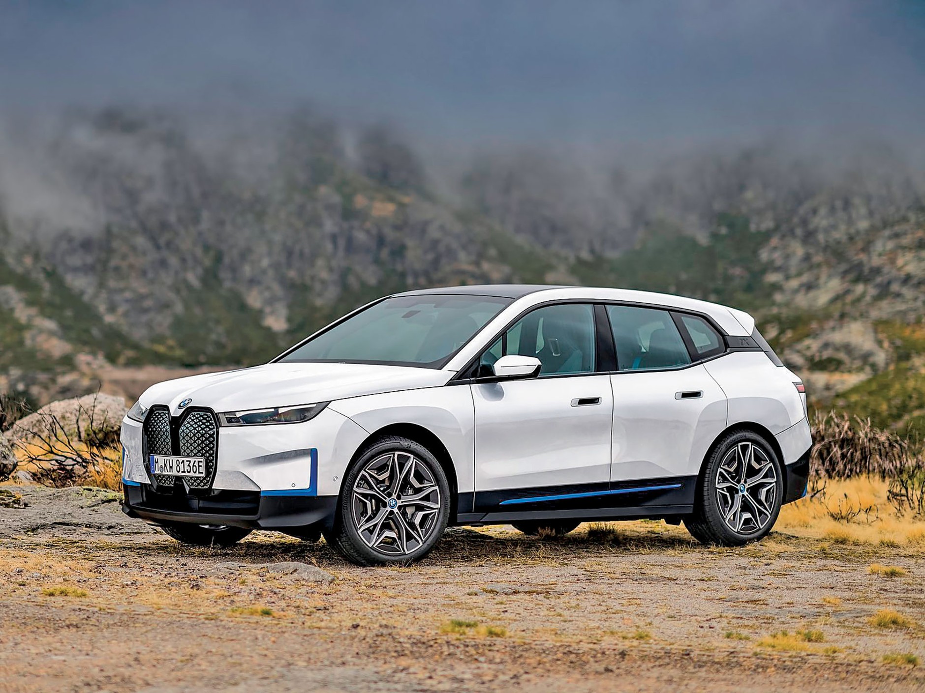 Duże SUV-y i pikapy