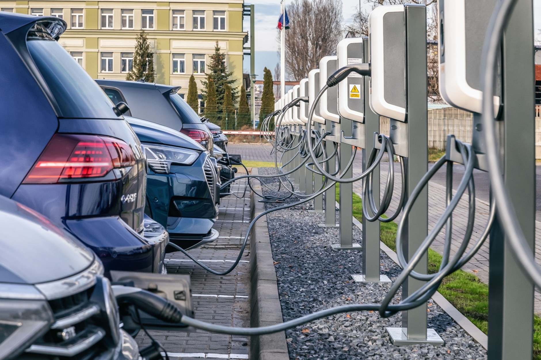 Punkt ładowania samochodów elektrycznych