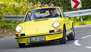 Porsche 911 RS 2.7 -RS, czyli Rennsport
