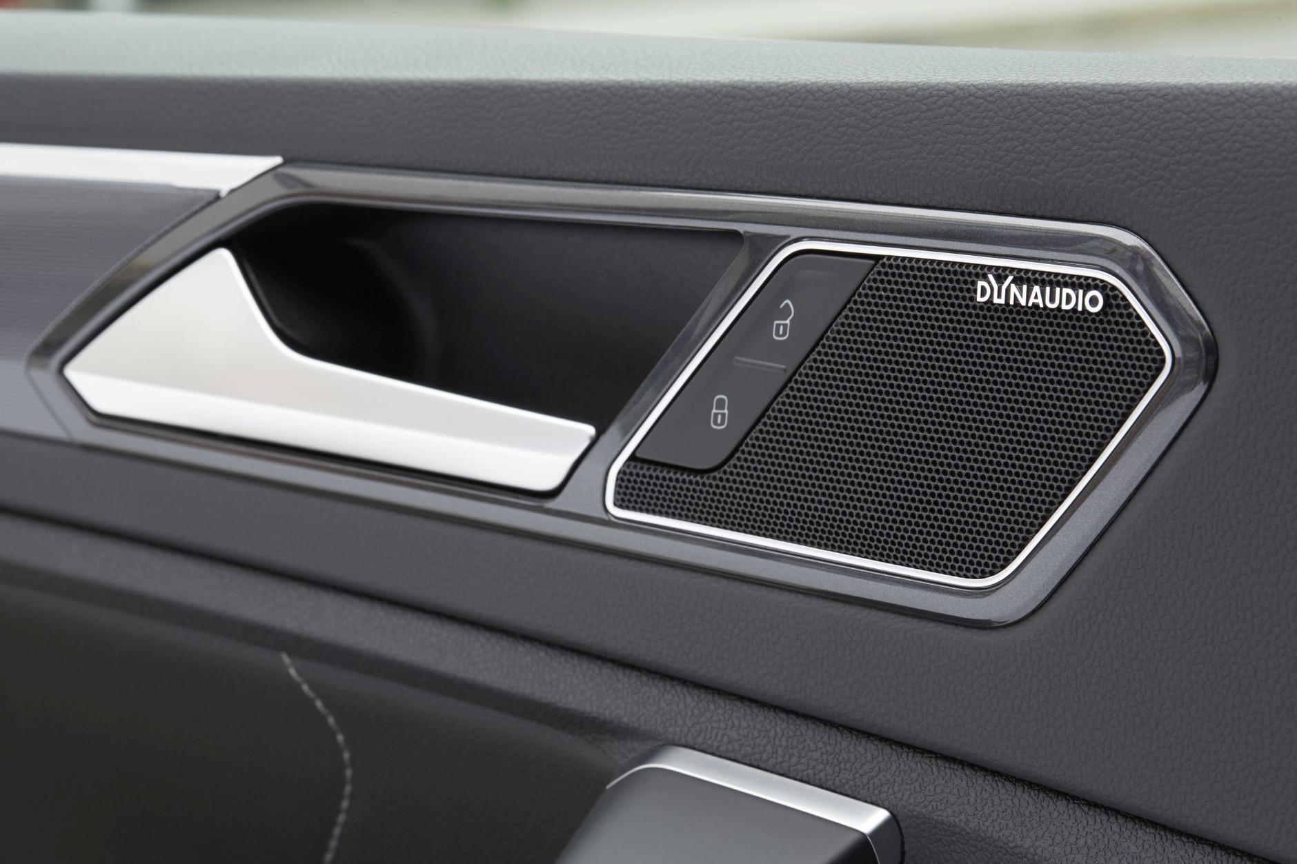 VW Tiguan Tech Day - debiut Dynaudio