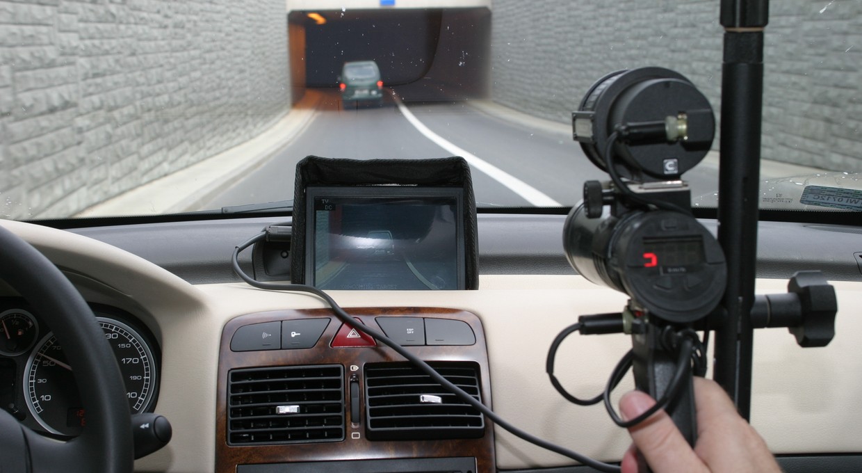 Kary za nielegalne wyścigi i jazdę bez uprawnień — rząd podaje szczegóły dotyczące zmian w przepisach