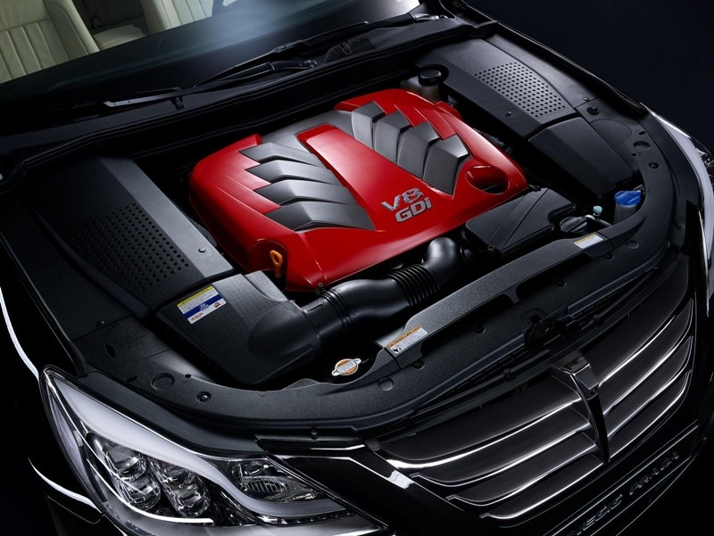 Hyundai Genesis ubiera się u Prady