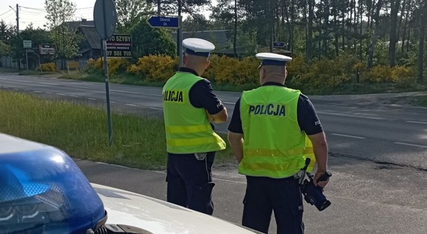 Policjanci chcieli zatrzymać kierowcę Volkswagena. Teraz grozi mu 5 lat