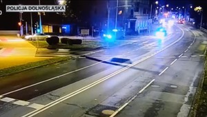 Nocny pościg policji za BMW na niemieckich numerach [WIDEO]