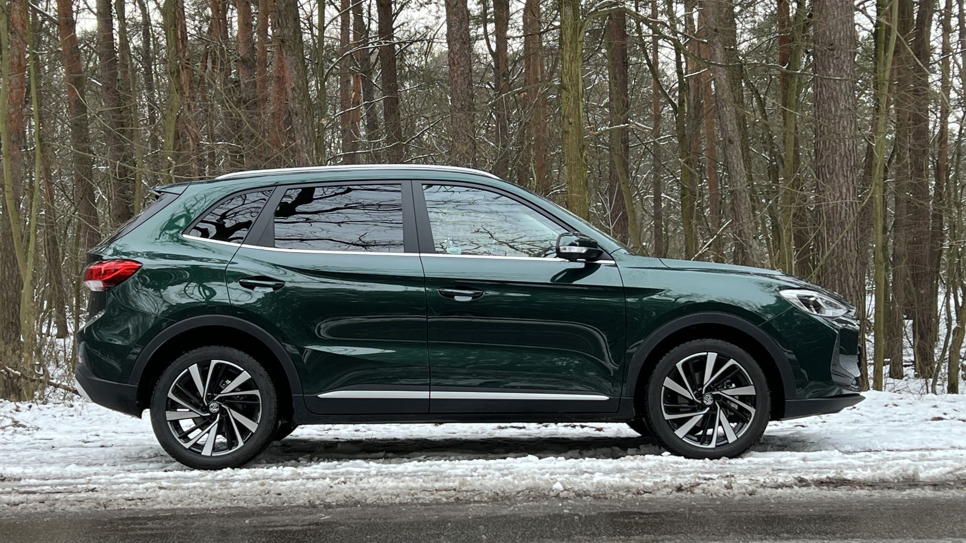 MG ZS (druga generacja; wersja Hybrid+)