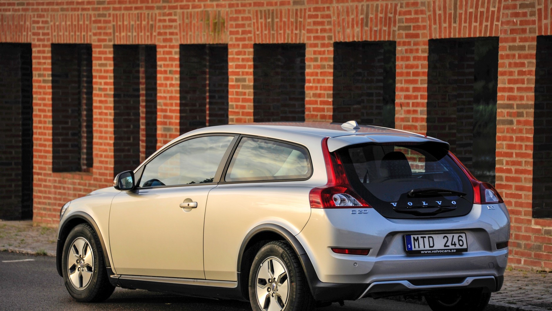 Volvo C30 (2006-2013) nie spełniło pokładanych w nim nadziei.