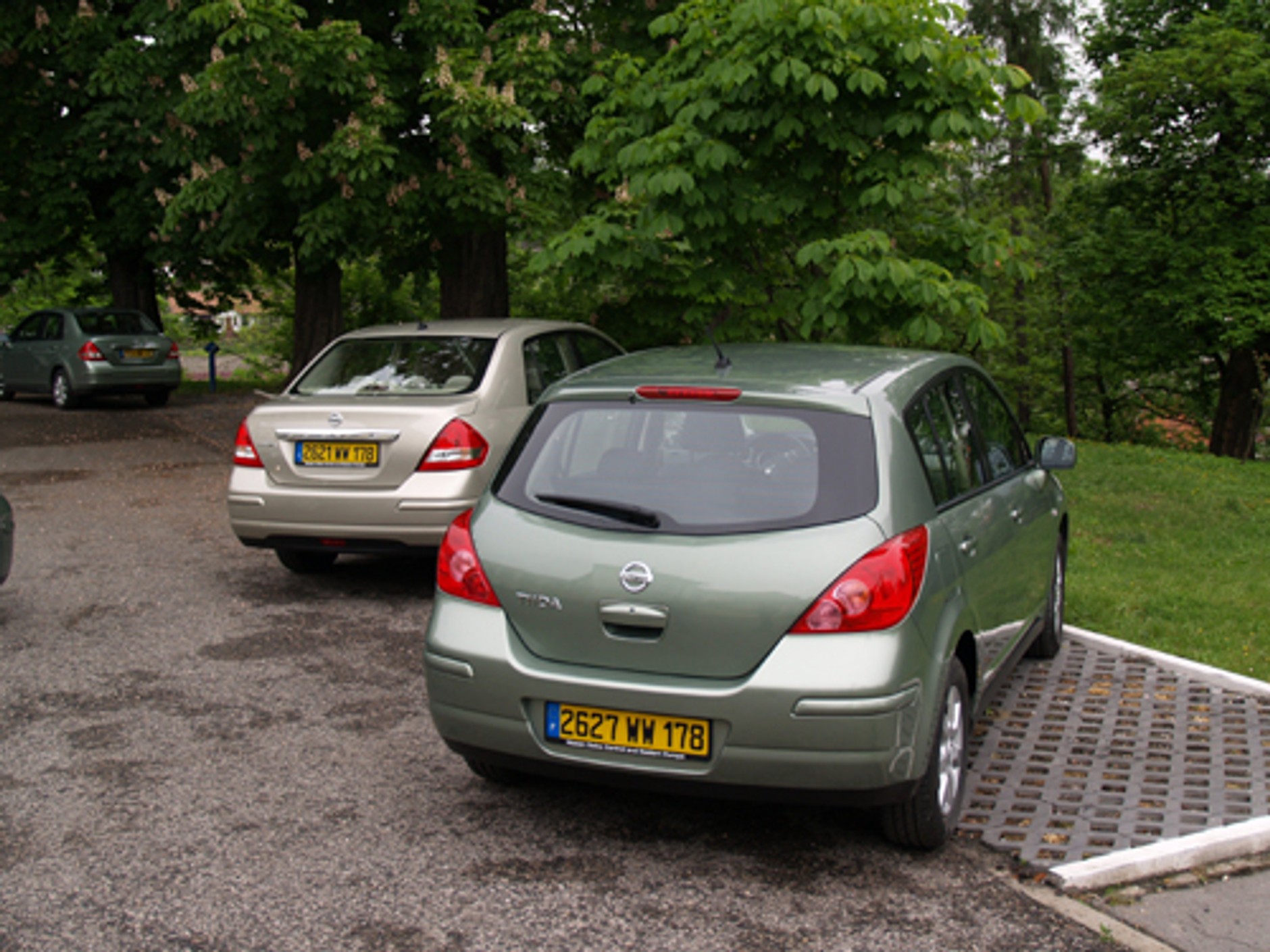 Nissan Tiida - Lojalnie zachowawczy